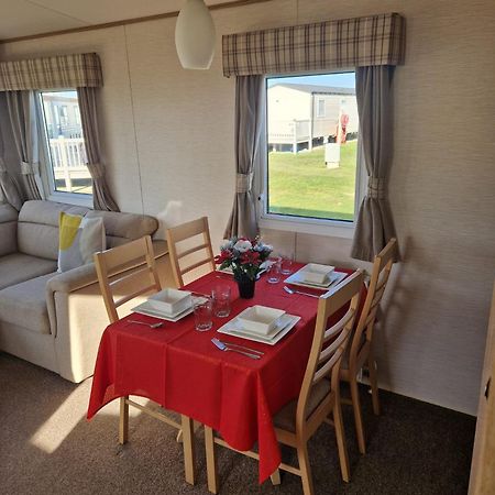 Hotel The Pearl Skegness Esterno foto