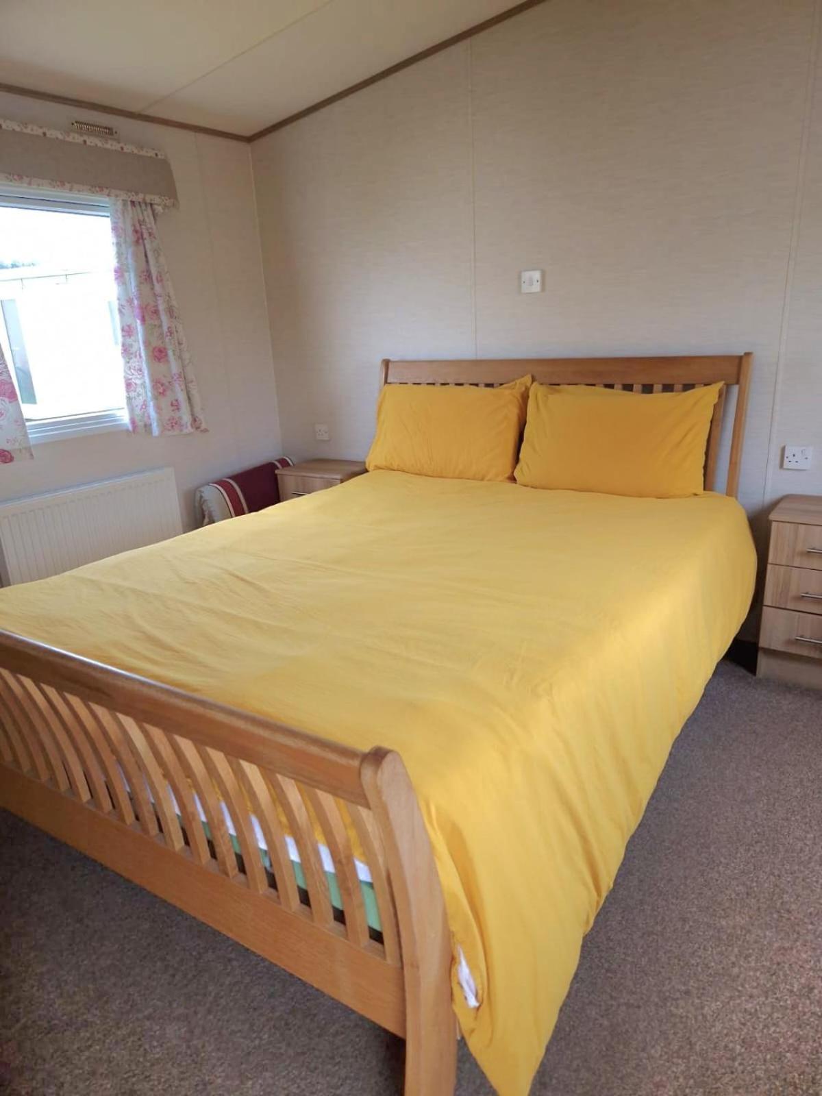 Hotel The Pearl Skegness Esterno foto