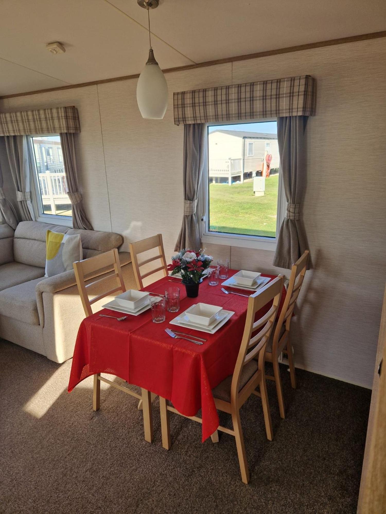 Hotel The Pearl Skegness Esterno foto
